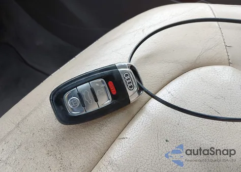 2013 Audi A4 2.0T Premium из США, поврежденный, VIN WAUFFAFL8DN029705